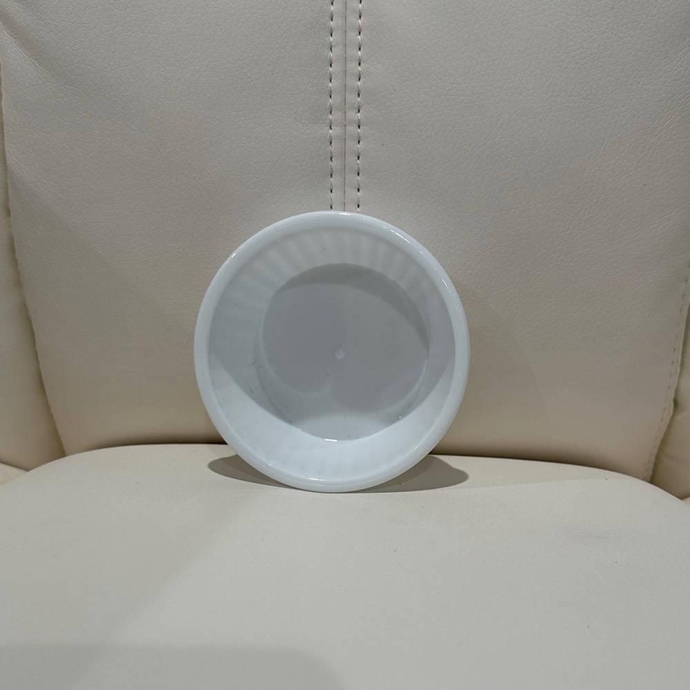 White mini Ramekin - Picture 2 of 4
